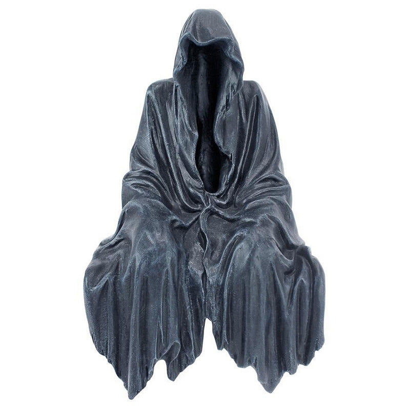 Enigmatic Cloaked Figure Statue – A Touch of Mystery for Your Space