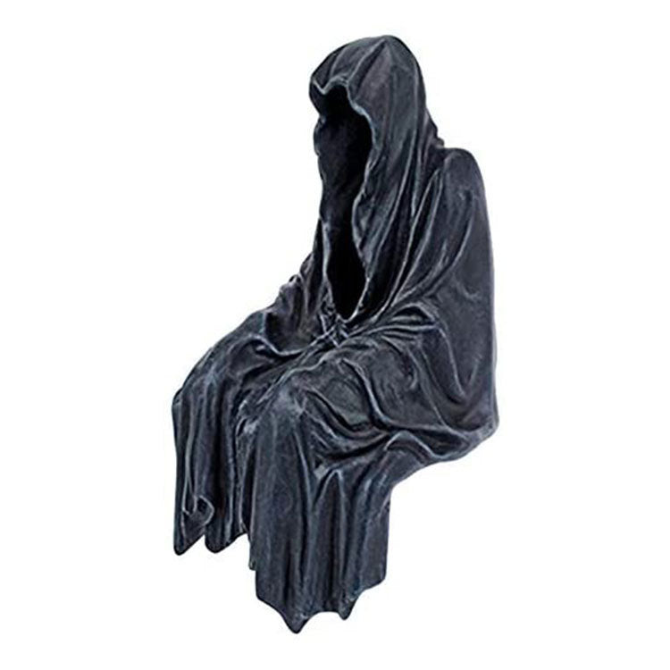 Enigmatic Cloaked Figure Statue – A Touch of Mystery for Your Space