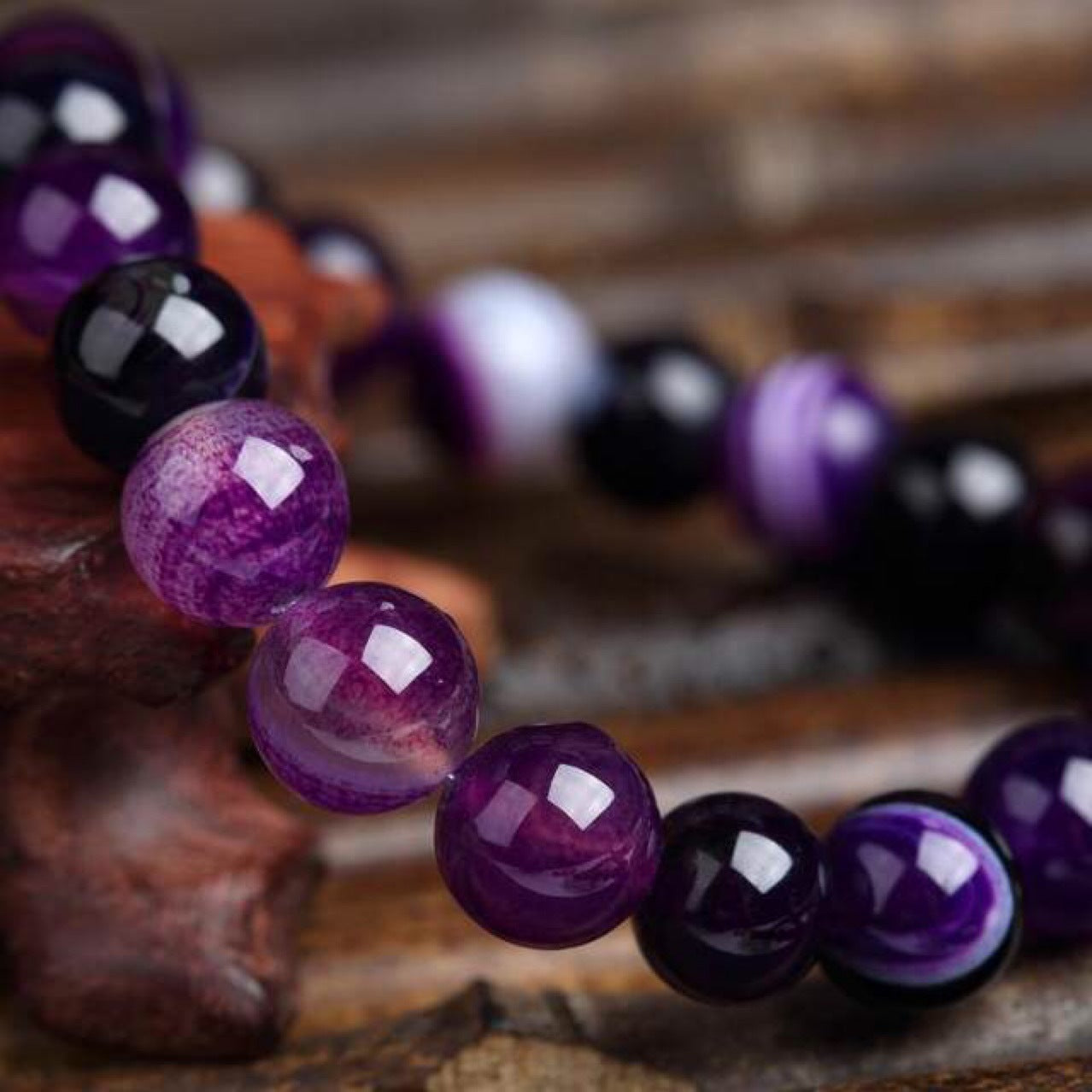 Amethyst Power Bracelet: Embrace the Spirit of Serenity