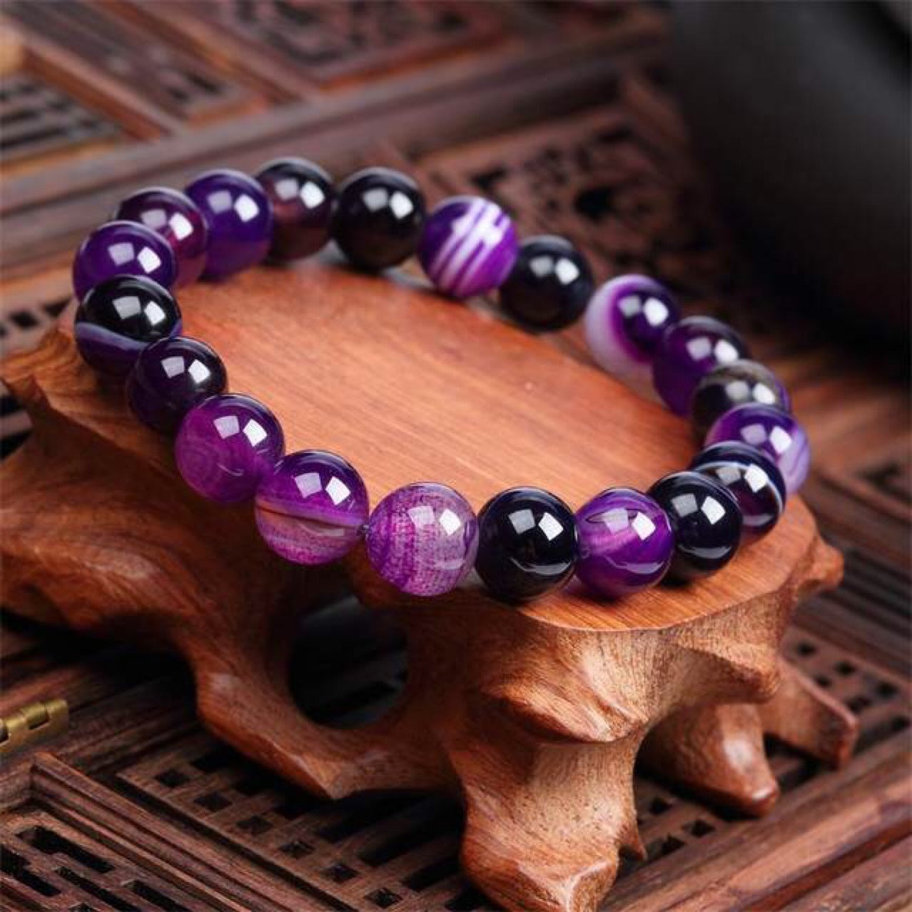 Amethyst Power Bracelet: Embrace the Spirit of Serenity