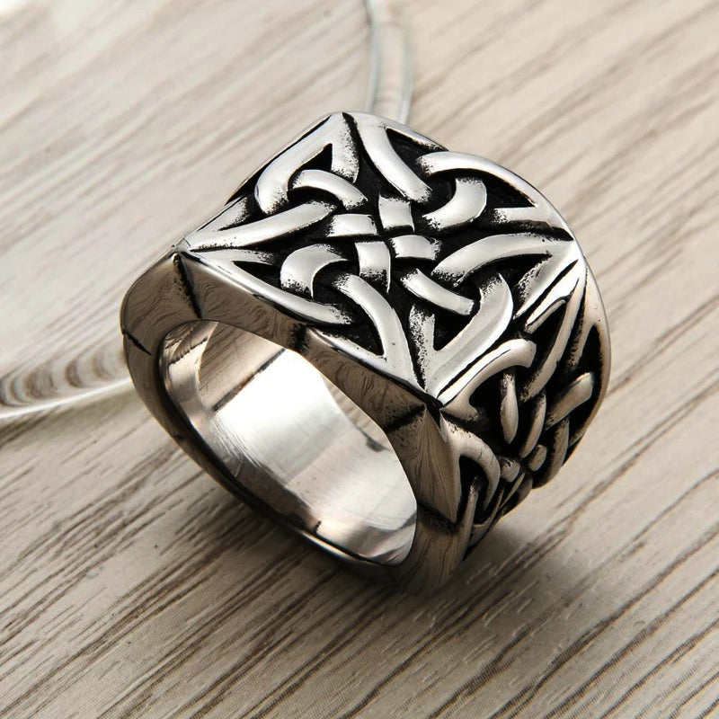 Embrace Your Viking Heritage with this Celtic Knot Ring