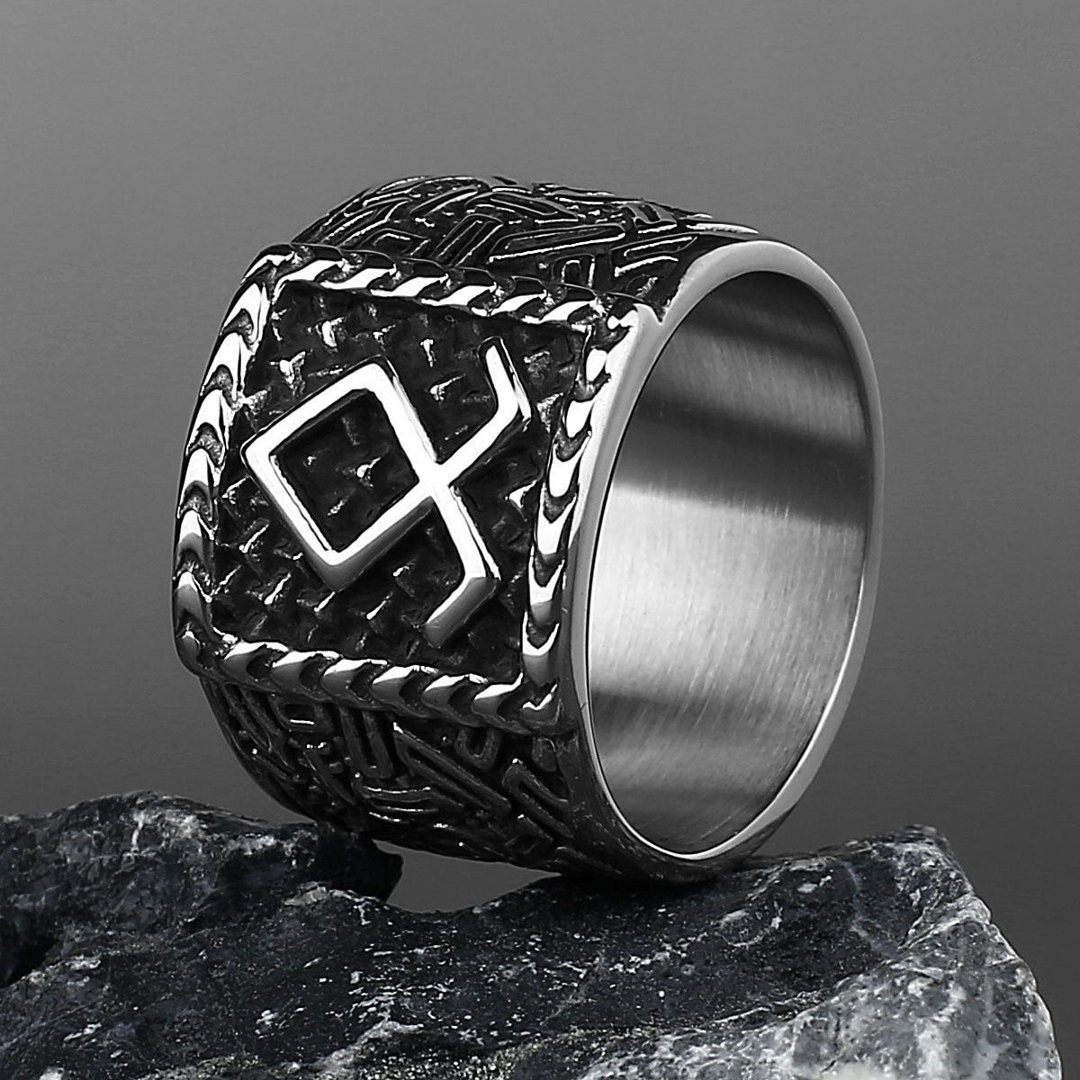 Power of Heritage with this Othal Rune Ring