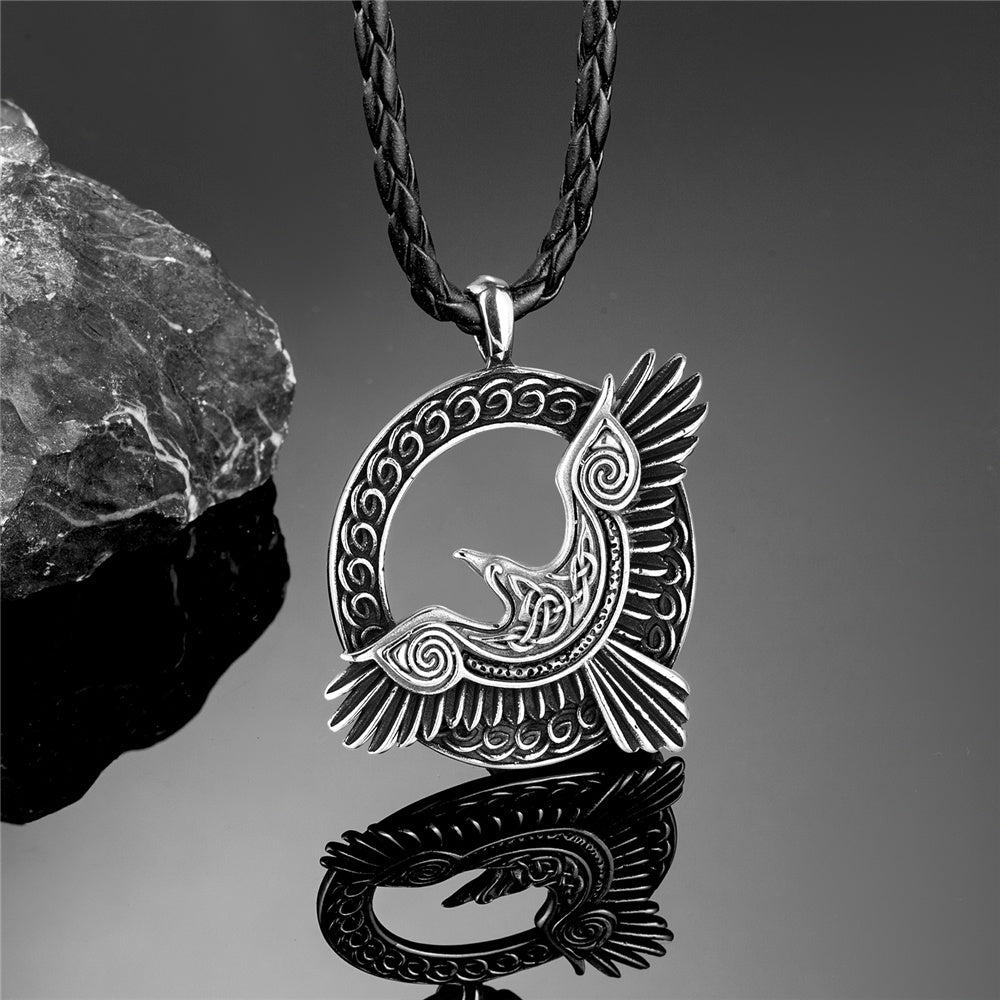 Nordic Viking Odin Raven Necklace – Titanium Steel Pendant with Retro Norse Mythology Design